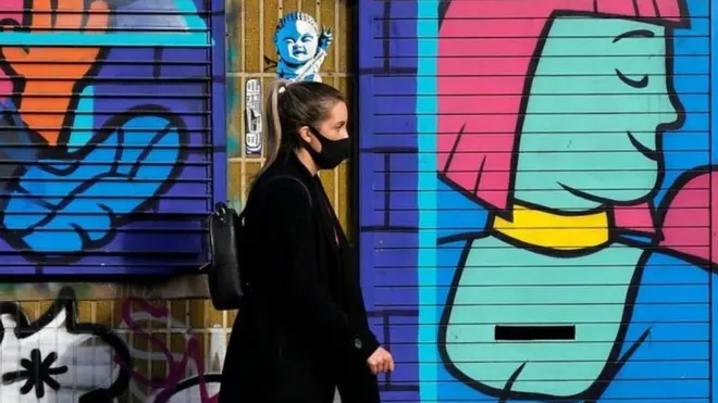 El estudio sugiere que ha habido una disminución en el nivel de inmunidad de la población en Inglaterra.