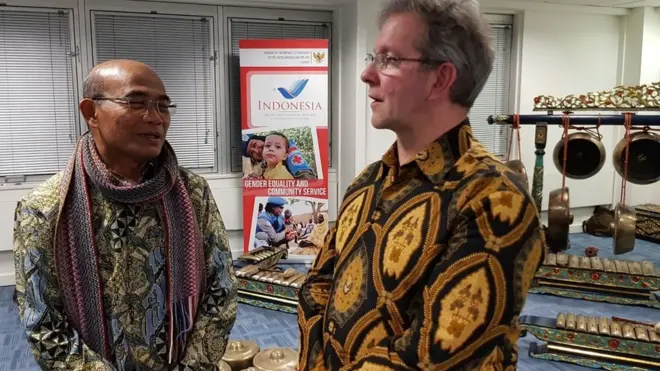Menteri Pendidikan dan Kebudayaan Muhadjir Effendy dan Peter 'Parto' Smith.