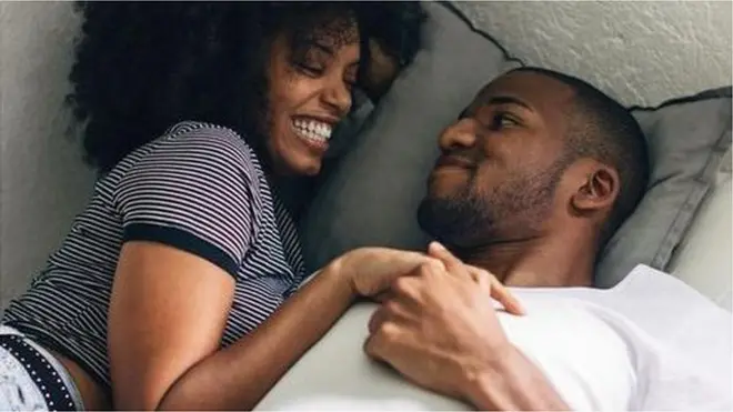 Awọn dokita onimọ nipa ibalopọ tun sọ pe ibalopọ maa n ran tọkọ taya lati gbaradi fun ipenija.