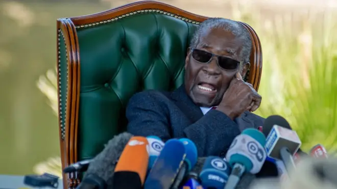 Zimbabwe's former President Robert Mugabe delivers a speech from The Blue House in Harare, Zimbabwe, 29 July 2018