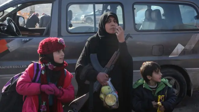 تركيا تقول إن هناك وثيقتين إحداهما للحل السياسي والأخرى لوقف إطلاق النار