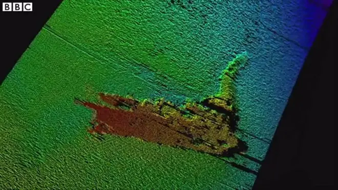 ついにネッシー？　ではなくホームズ映画の