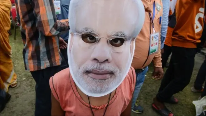नरेंद्र मोदी