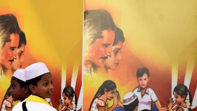 නව ව්‍යවස්ථාව: 'ෆෙඩරල් නොව අයිතිවාසිකම් ව්‍යවස්ථාවක්'