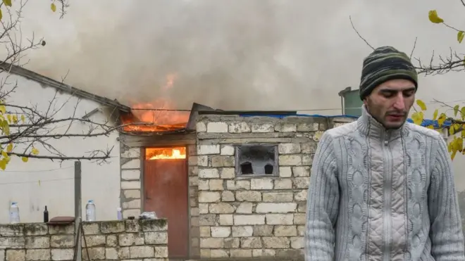 Papravənd kəndində od vurulan ev