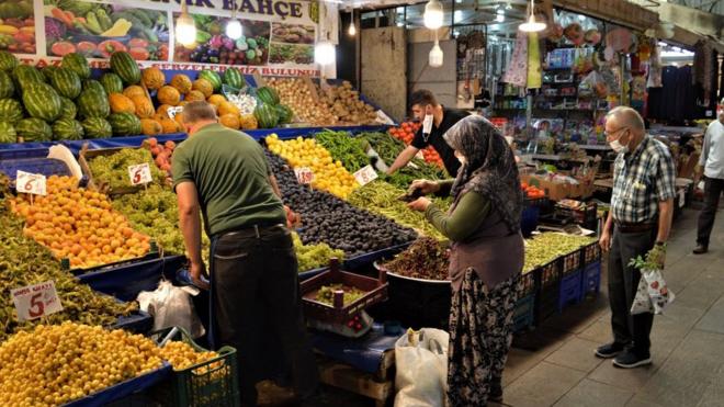 Türkiye İstatistik Kurumu'nun (TÜİK) açıkladığı verilere göre mart ayında enflasyon yıllık yüzde 16,19 oldu.