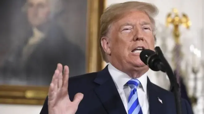 डोनल्ड ट्रंप