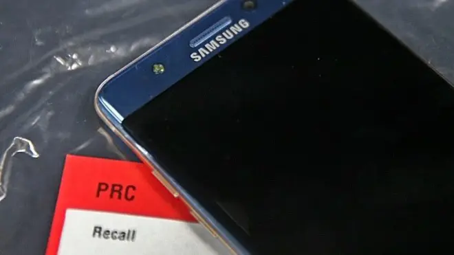 Смартфон Samsung