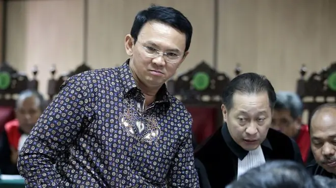 Basuki Tjahaja Purnama dalam persidangan kasus dugaan penistaan agama.