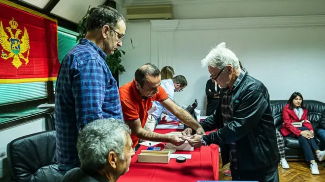 Glasanje u Podgorici proteklo je bez većih problema na biralištima