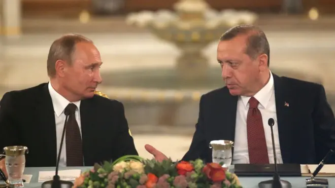 Отношения между Россией и Турцией за последние месяцы сначала резко ухудшились, затем снова нормализовались