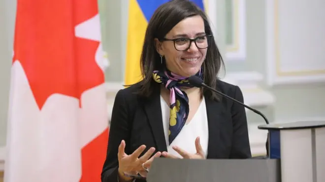 Лариса Галадза