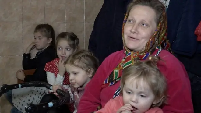 Як живе сім'я, в якій народилися 19 дітей?