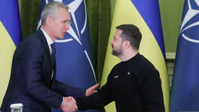 Йенс Столтенберг и Владимир Зеленский