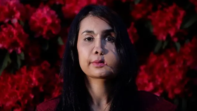 샤키라 자린은 남편의 폭력으로 총을 맞았다