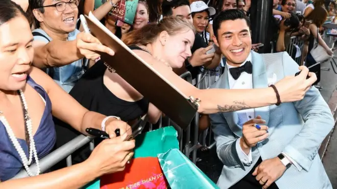 Henry Golding, aktor Malaysia-Inggris yang berperan sebagai Nick Young, tokoh utama di film Crazy Rich Asian.