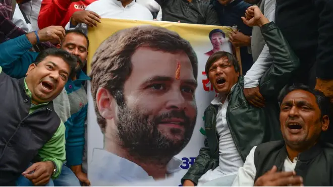 بی جے پی کا کہنا ہےکہ رفائل سودے پر حکومت کو نشانہ بناکر راہل گاندھی پاکستان کی زبان بول رہے ہیں۔