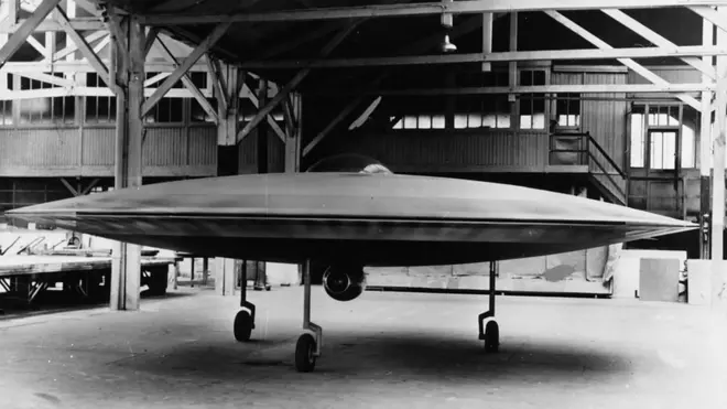 ఫ్లైయింగ్ సాసర్ నమూనా