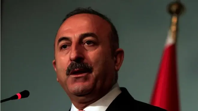 Çavuşoğlu, "Avrupalılar Türkiye'ye yardım etmektense bizi aşağılıyorlar" dedi.