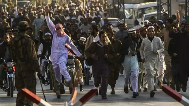 پاکستان، نفرت انگیز مواد