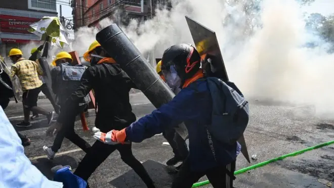 म्यांमार के सुरक्षाबल