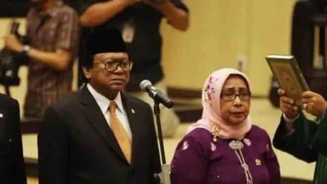 OSO saat dilantik menjadi Ketua DPD pada 2017. Penunjukan OSO sendiri menimbulkan perpecahan di tubuh DPD.