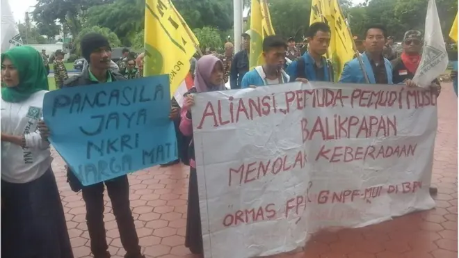 Selain membacakan orasi, perwakilan unjuk rasa menyampaikan aspirasinya saat diterima oleh Wakil Wali kota Balikpapan, Rahmad Mas'ud.