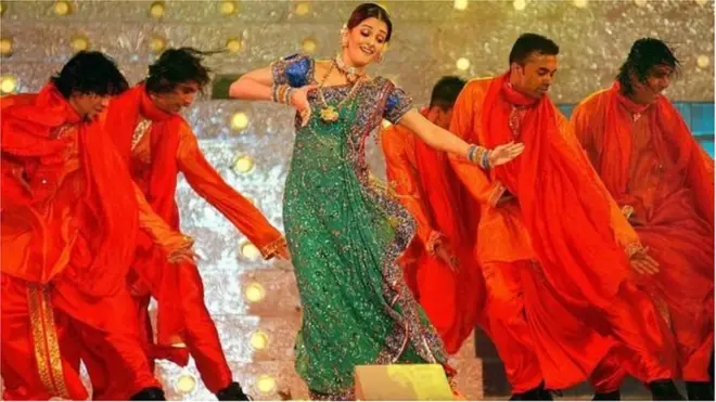 ډېری پاکستاني رسنیو د اکتوبر له ۱۶ راهیسې د هندي تفریحي موادو خپرول بند کړي