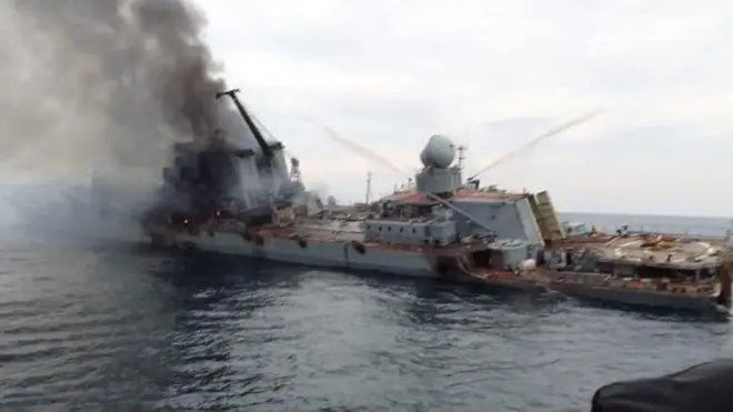 الطراد موسكفا لحظة غرقه