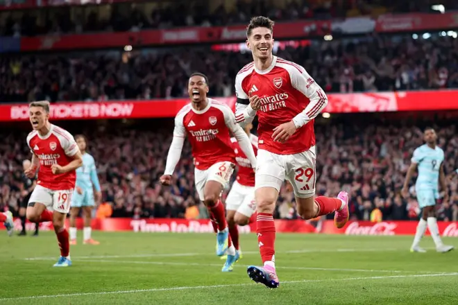 Arsenaal 1-0 Barnilee