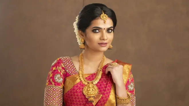 सोनं खरेदी