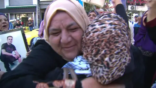 الأسرى الفلسطينيون ينهون إضرابهم بعد التوصل لاتفاق