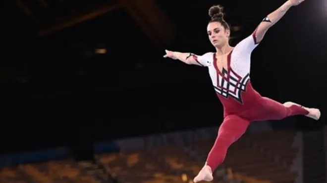 إحدى لاعبات فريق الجمباز الألماني