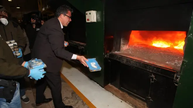 Сожжение кокаина