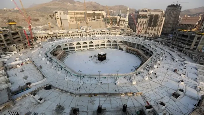 له هوا نه د مکي حرم یو انځور