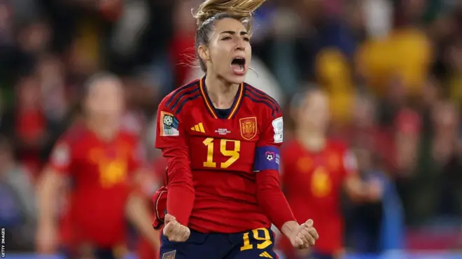 Olga Karmona proslavlja jedini gol u finalu protiv Engleske