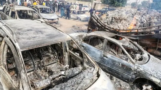 Vehicles wey Boko Haram burn