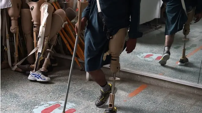 شمېرې ښيې چې یوازې څلور زره او دوه سوه ماشومان چې ډېری یې طبیعی معلولیت لري