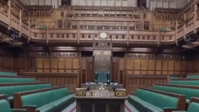 برطانوی پارلیمان دنیا کے پرانے ترین پارلیمانوں میں سے ایک ہے، اور اس کی کچھ روایات ایسی ہیں جو بالکل عجیب معلوم ہوتی ہیں۔