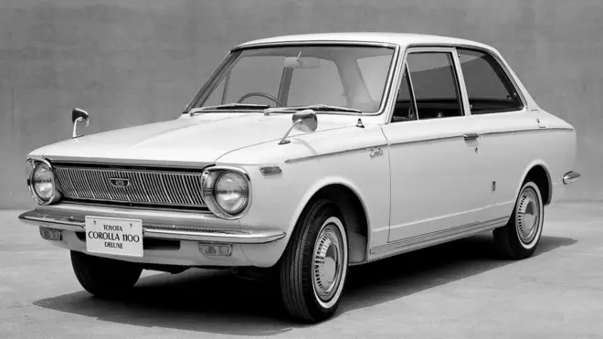 أول طراز من سيارة كورولا طرح للبيع في الخامس من نوفمبر عام 1966