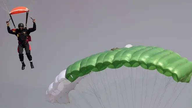 یومِ پاکستان پریڈ