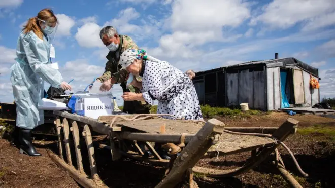 Early voting on 2020 Russian constitutional referendum in Russia&#x27;s Khanty-Mansi Autonomous region