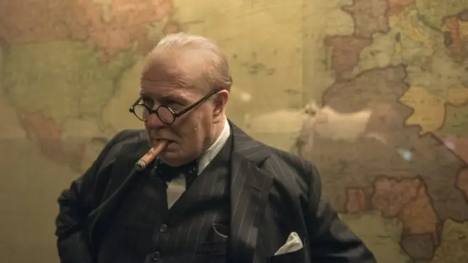 Oldman en su rol como Churchill (Foto cortesía: Universal)
