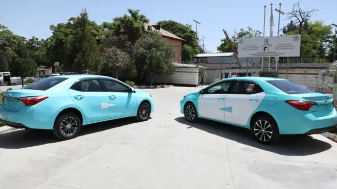 ټکسي نوی رنګ