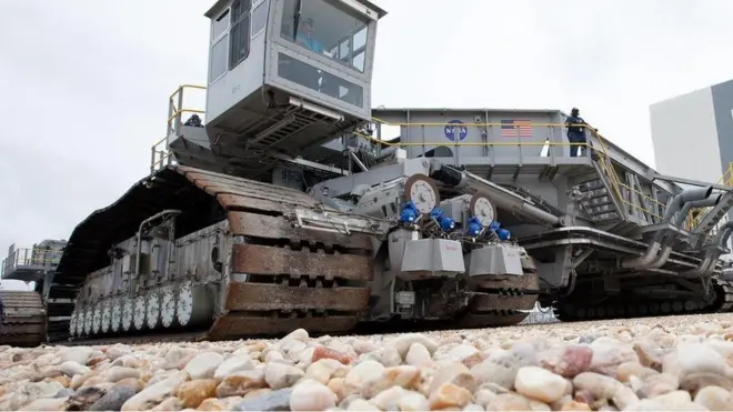 واحدة من أكبر المركبات في العالم تعمل في وكالة ناسا