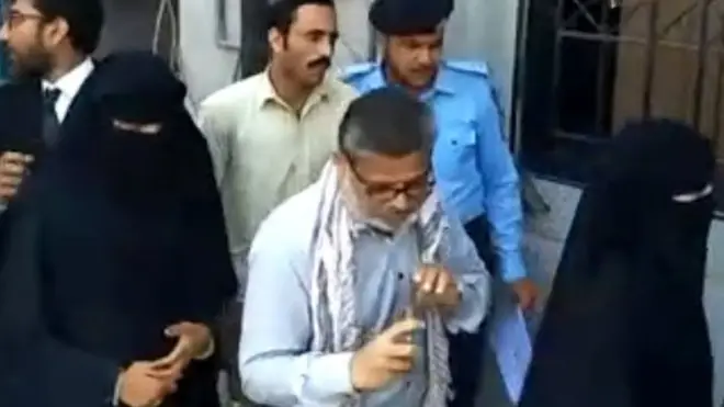 منگل کی صبح دونوں بہنوں کو اسلام آباد ہائی کورٹ میں پیش کیا گیا