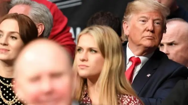 ዶናልድ ትራምፕ ኣብ ስታድየም