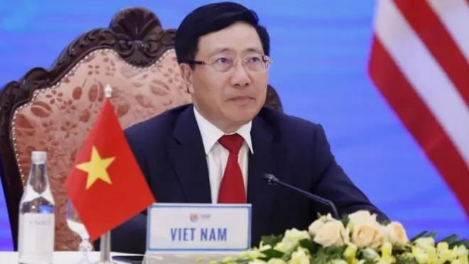 Phó Thủ tướng, Bộ trưởng Ngoại giao Phạm Bình Minh, trong vai trò nước Chủ tịch ASEAN và Chủ tịch Hội nghị Cấp cao Đông Á