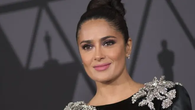 La actriz mexicana Salma Hayek protagonizó la película "Frida" que estuvo bajo producción de Harvey Weinstein.