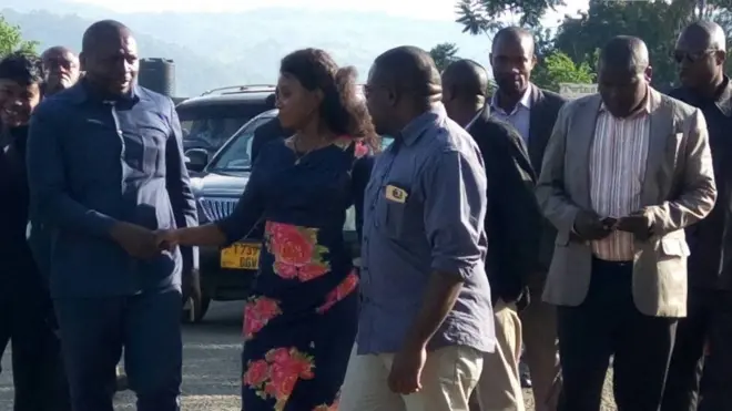 Bw Joseph Mbilinyi (wa kwanza kushoto)